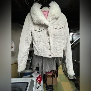 Women's White Faux Fur Collar Jean Jacket
